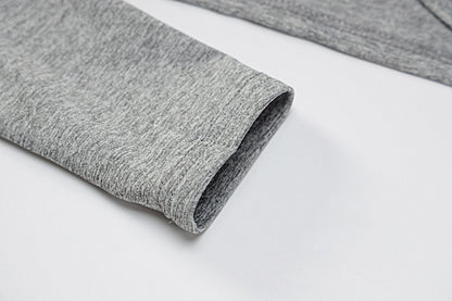 Cropped V-Neck T-Shirt – Elegant Long Sleeve Style