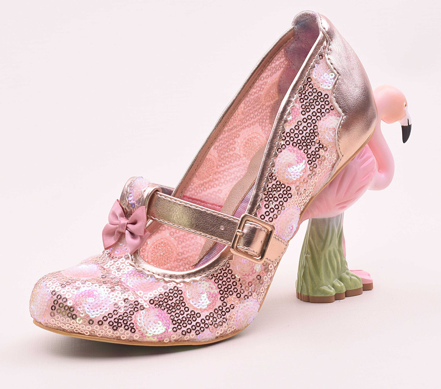 Exquisite embroidery hollow high-heeled shoes