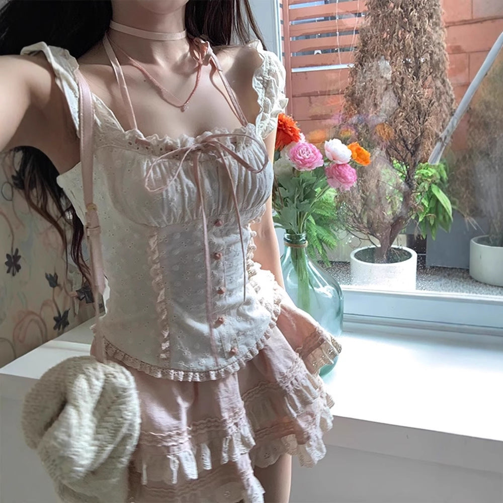 Delicate Lace Top – Graceful & Slim Fit